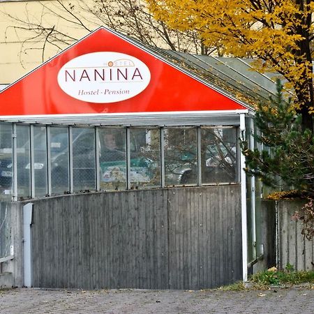 Hostel Nanina Groebenzell Exterior photo